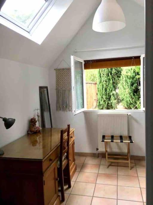 «  La Petite Maison » ....Des Grands Espaces... Saint-Maur-des-Fossés المظهر الخارجي الصورة